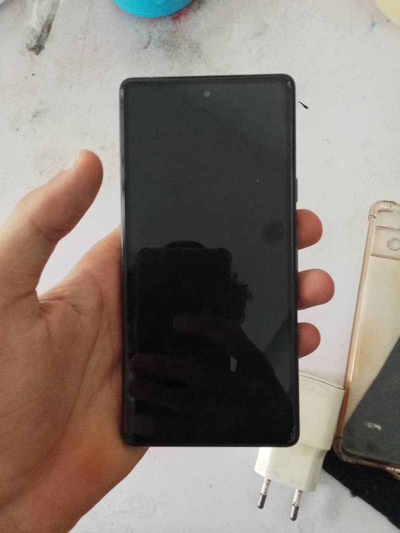 Google Pixel 7a with charge 3