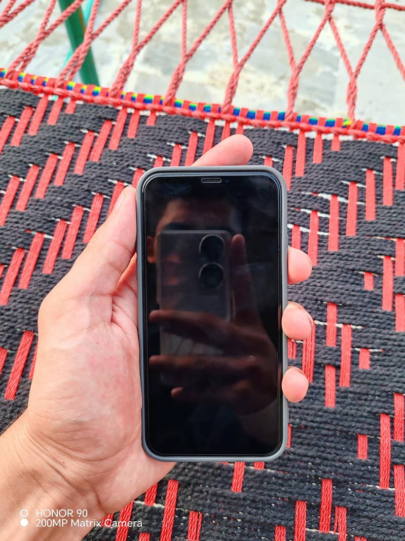 Apple iPhone X 3