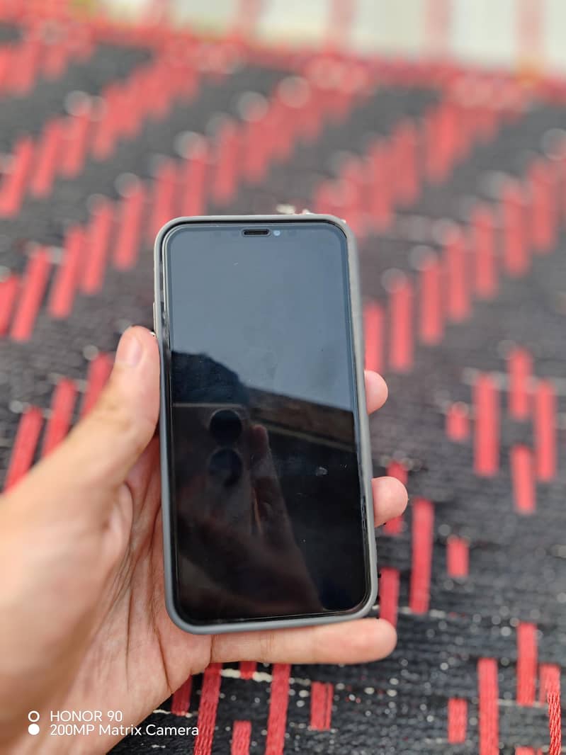 Apple iPhone X 5