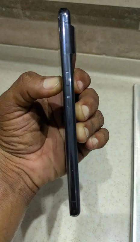 Google Pixel 8 Pro 6