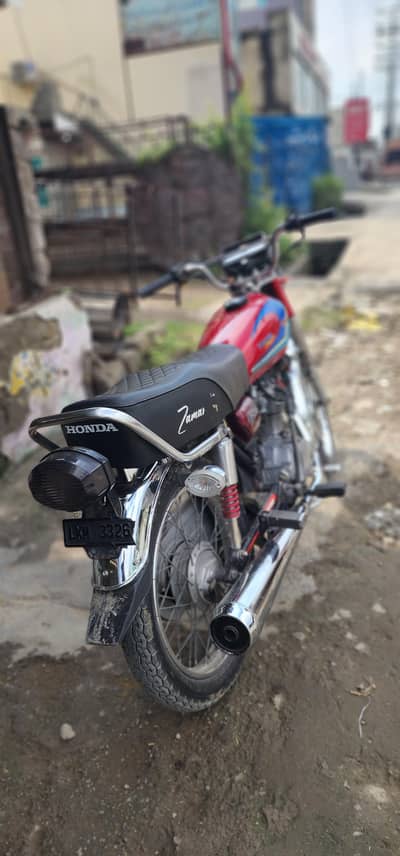 Honda cd 125 99 model