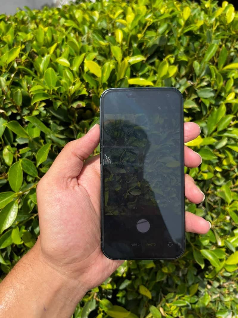 Apple iPhone 14 6