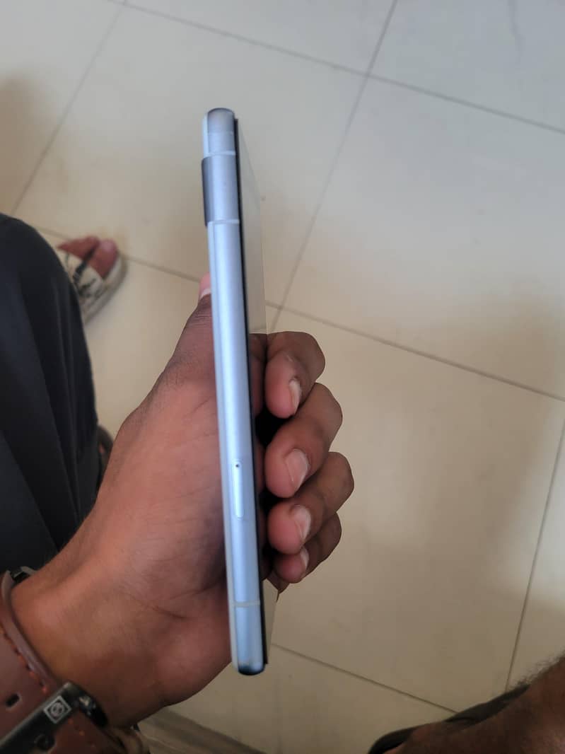 Google Pixel 7a 5