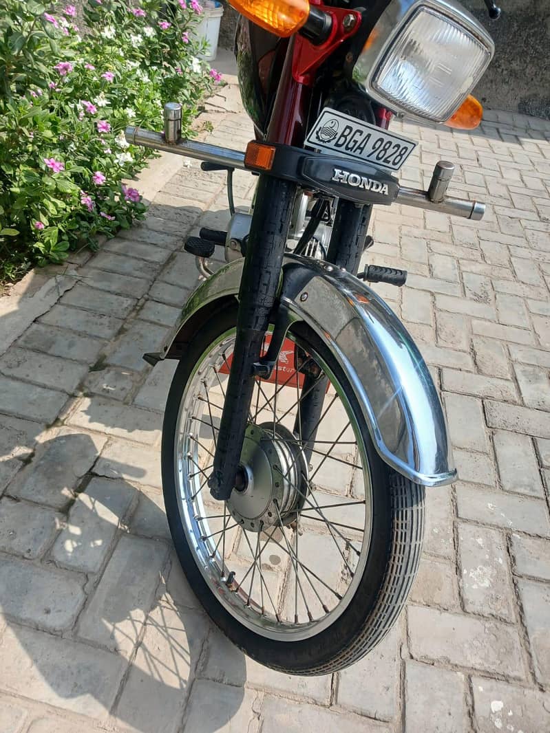 CD 70 0