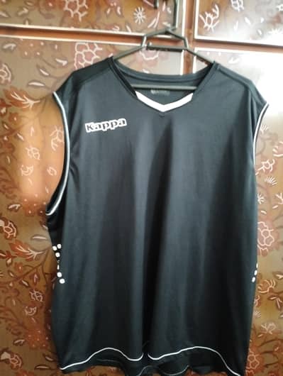 sleeveless Shirt