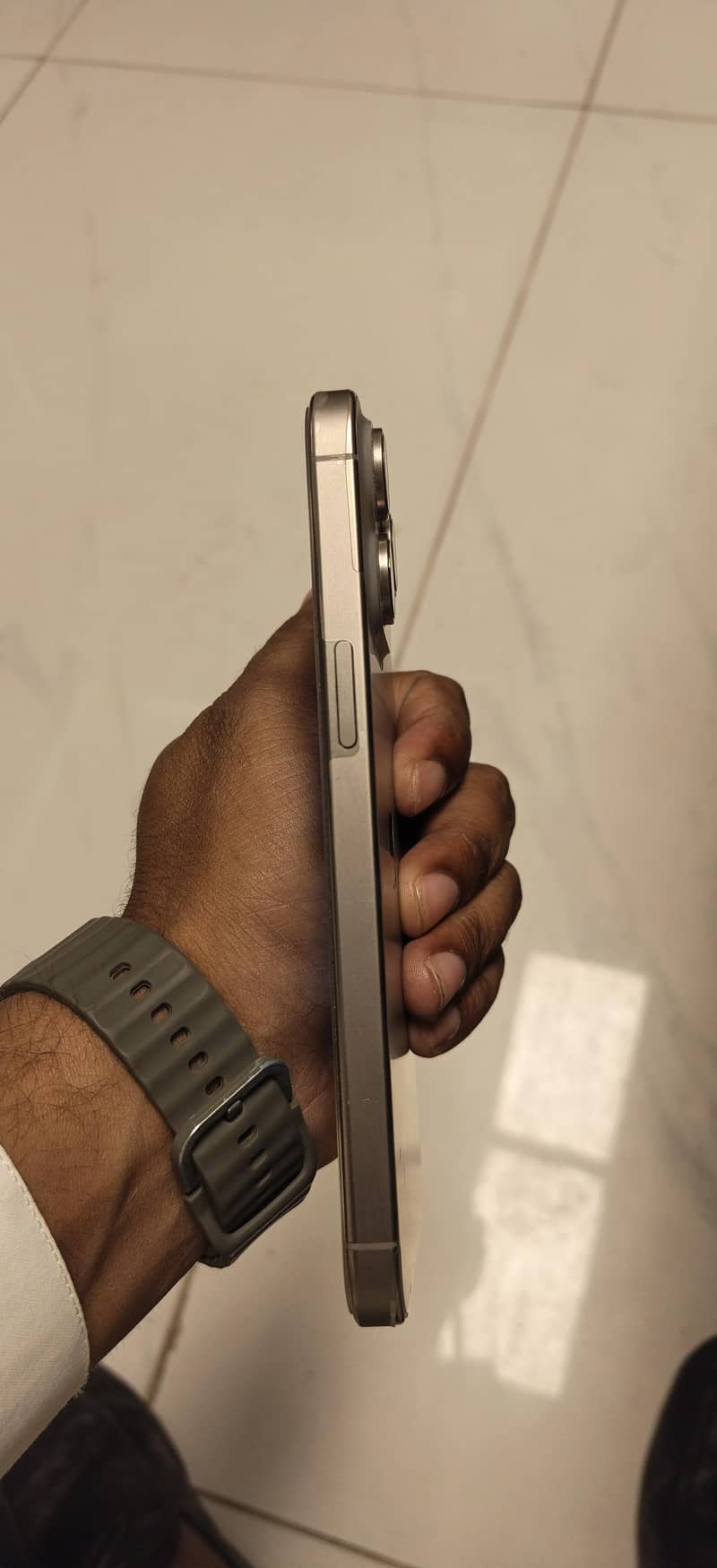 Apple iPhone 15 Pro Max 1