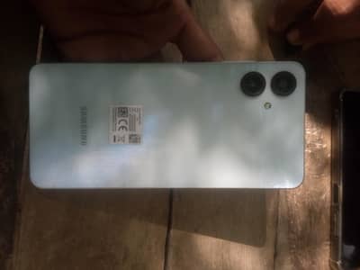 Samsung Mobile A06