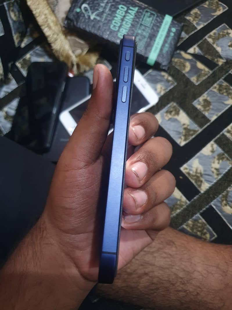 iphone xr 1