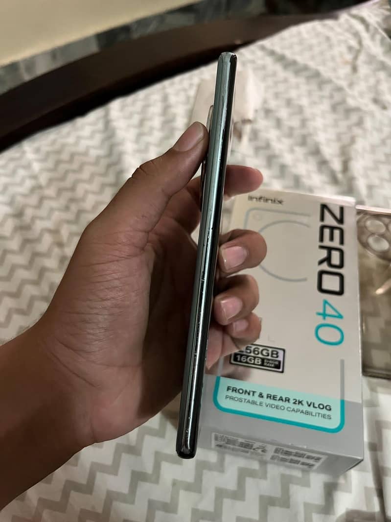 Infinix Zero 40 1