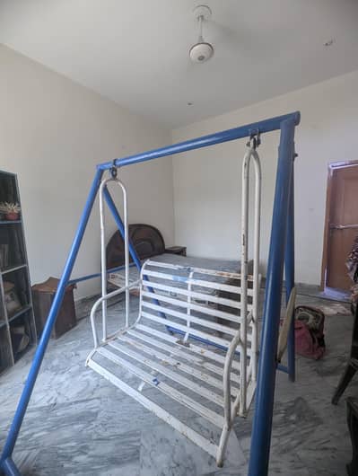 swing in very good condition