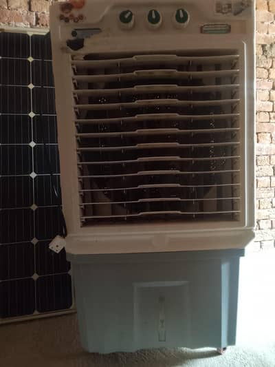 2  solar panels for sale company call Germany 160 Watts