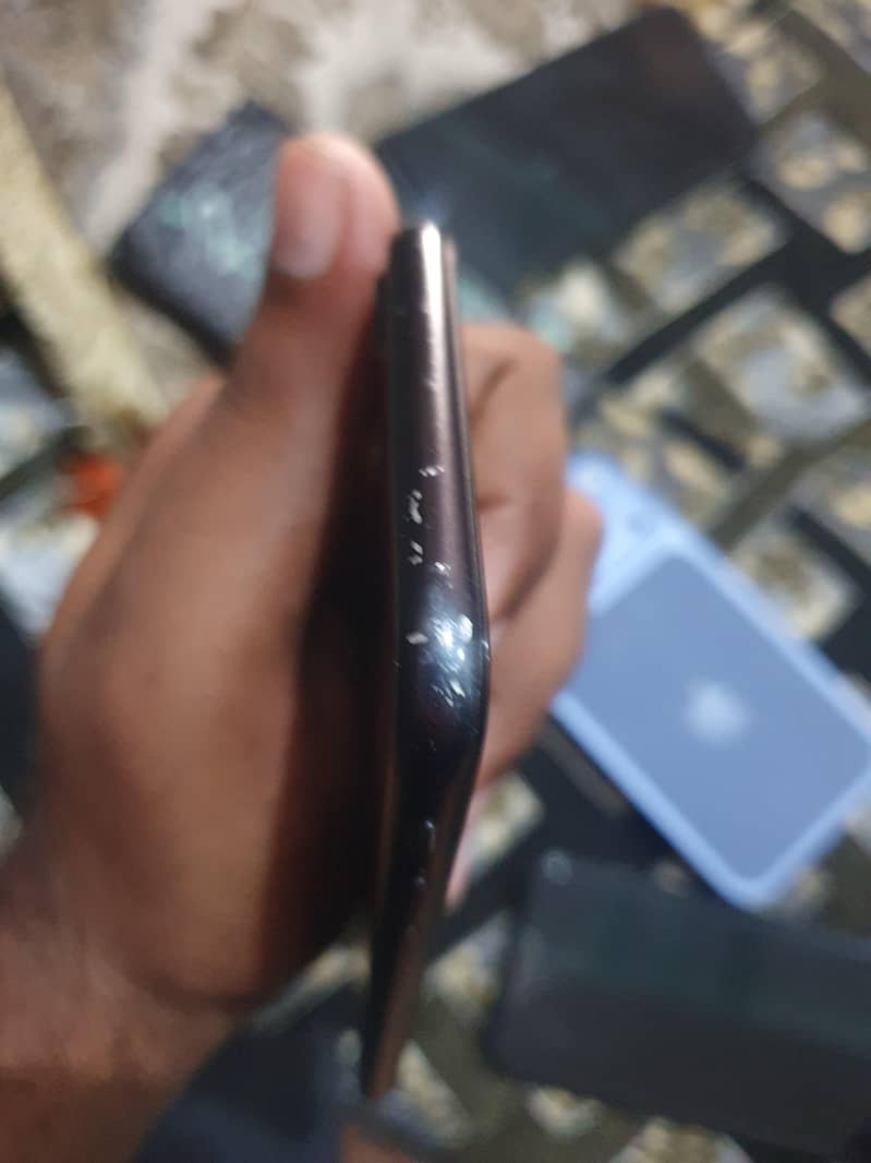 Apple iPhone 7 2