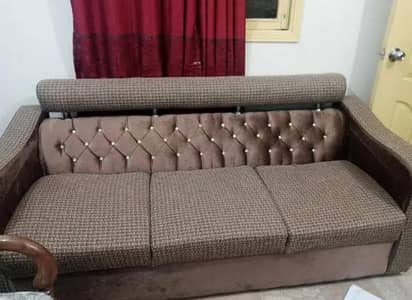 5 seated sofa