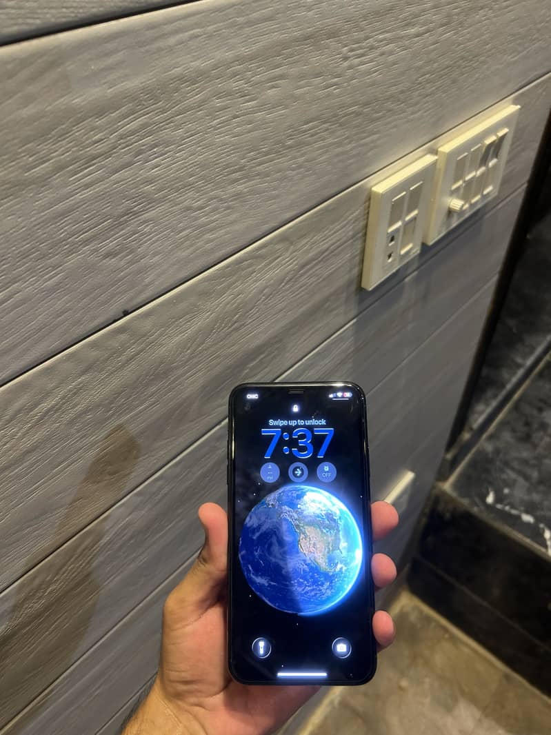 iPhone 11 Pro Max factory unlock 1