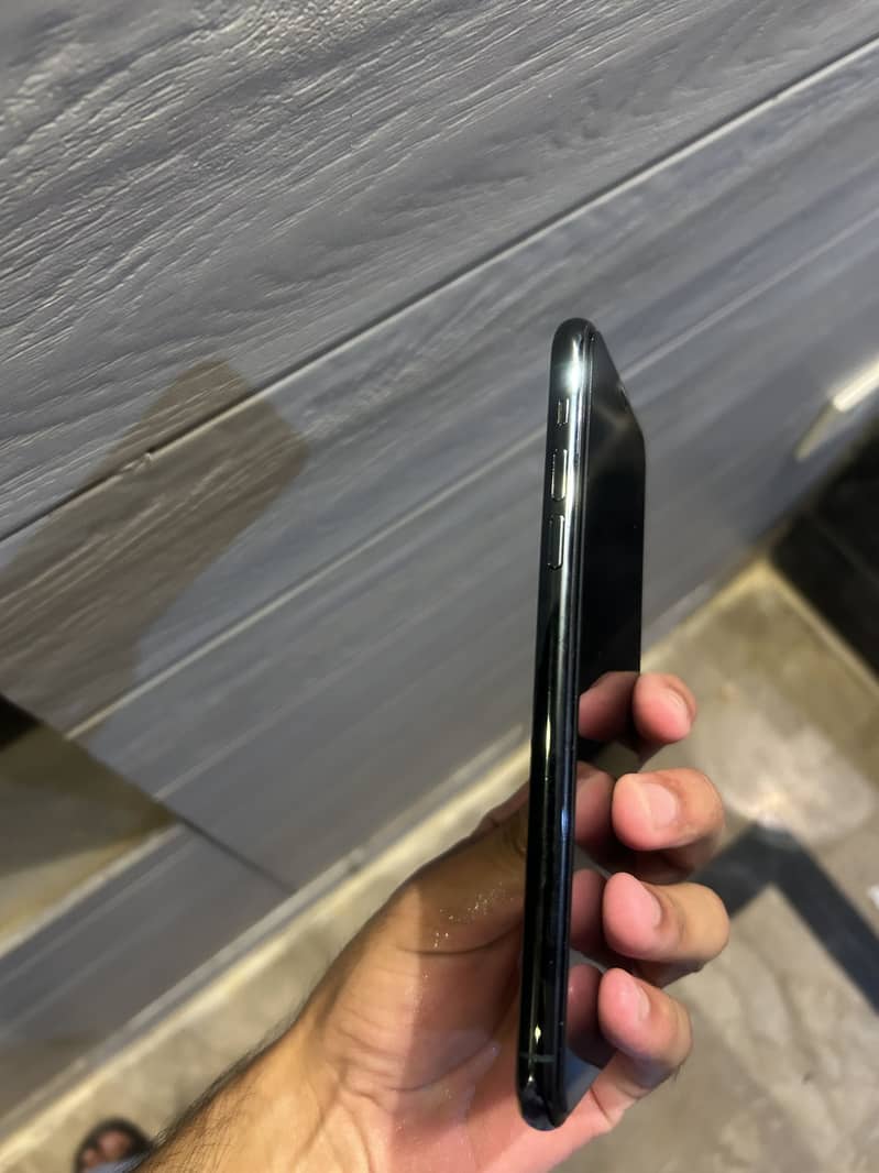 iPhone 11 Pro Max factory unlock 3
