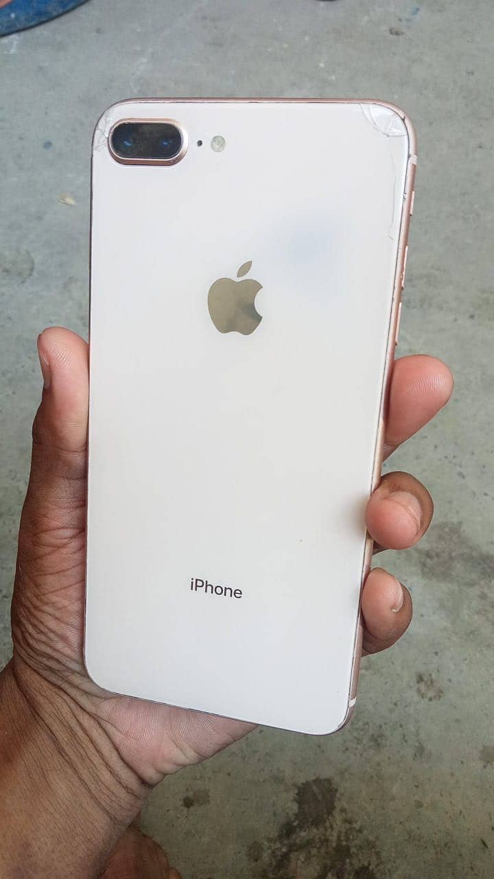 iPhone 8plus 4