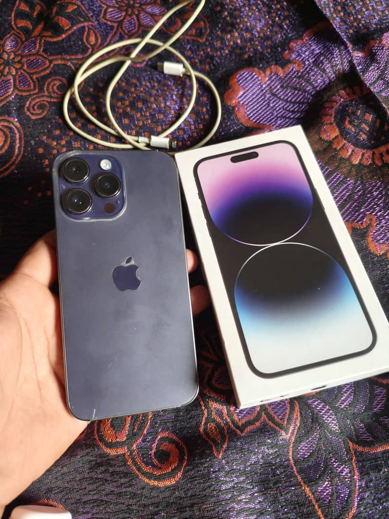 Apple iPhone 14 Pro Max 1