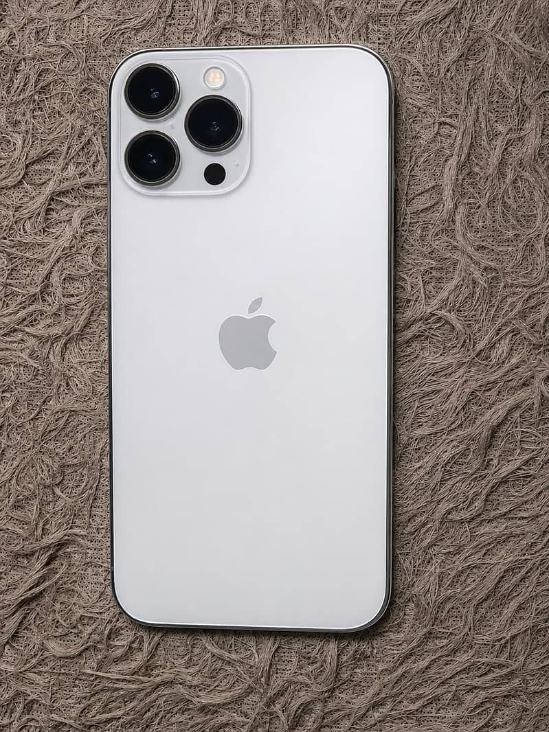Apple iPhone 13 Pro Max 0