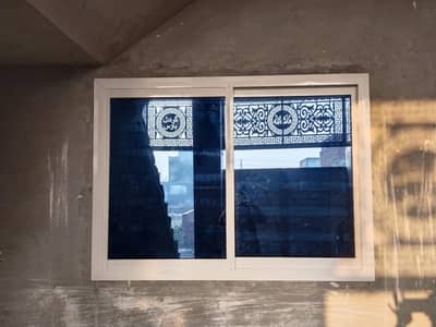 Aluminum window