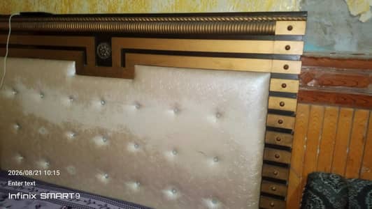 King size bed for sell. . . .