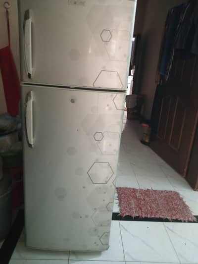 Haier HRF-355 Direct Cool Refrigerator