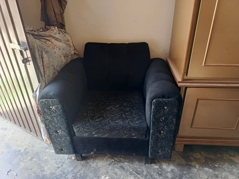 sofa set 1 month use 3