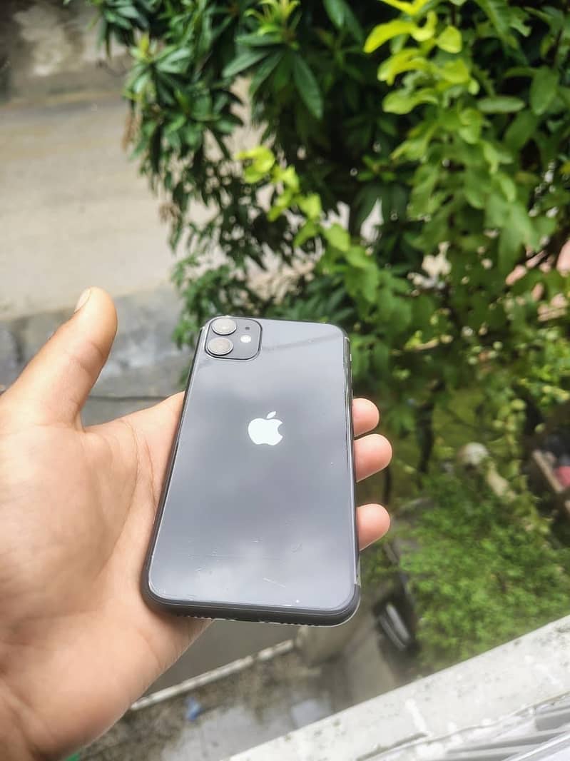 Apple iPhone 11 2