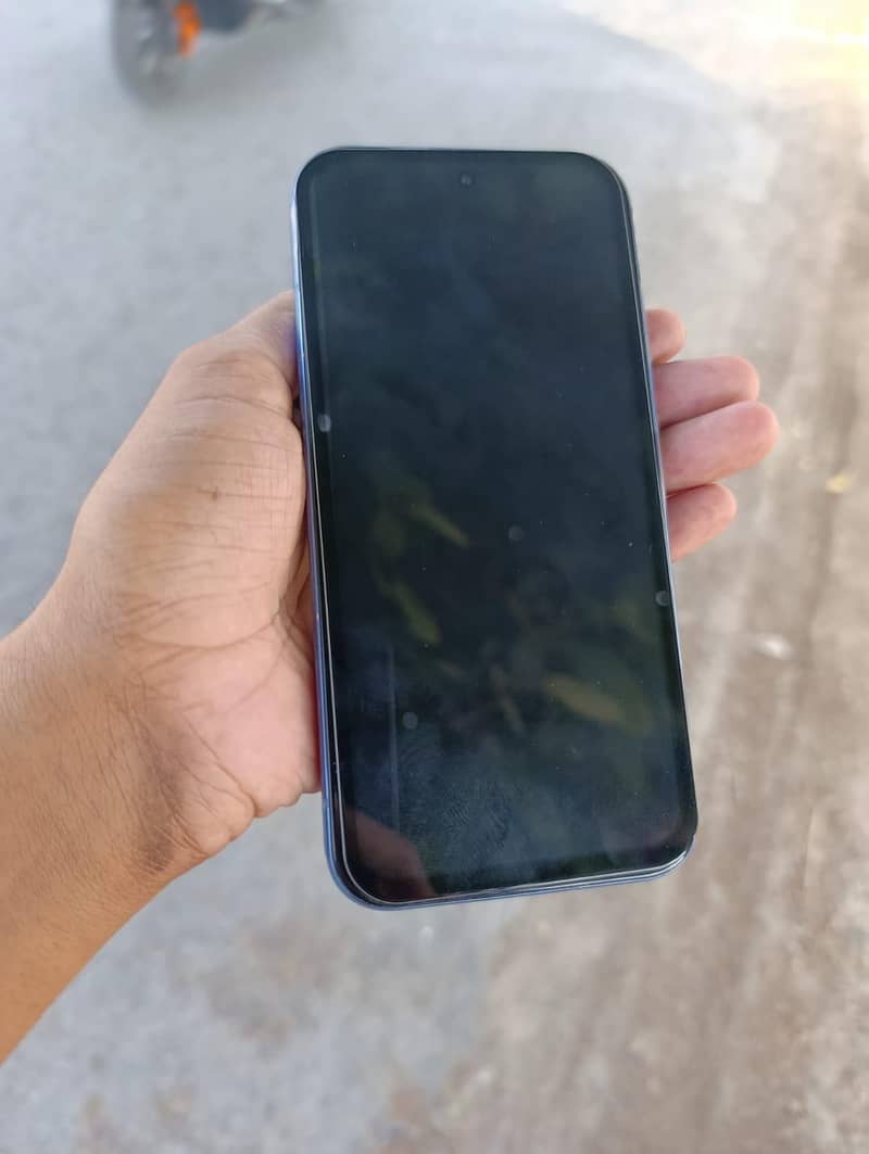 Google Pixel 8a 1