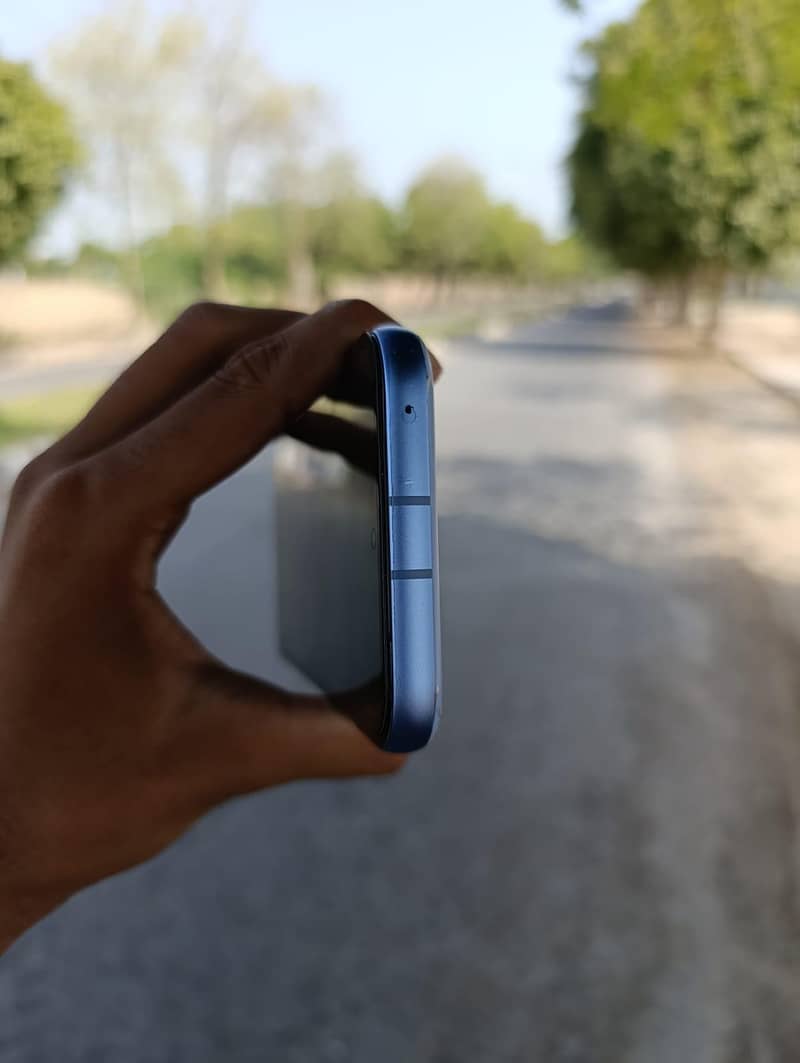 Google Pixel 8a 2