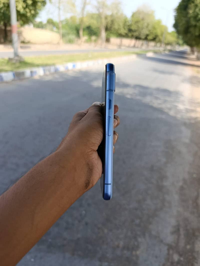 Google Pixel 8a 5