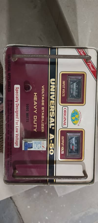 Universal A-50 Voltage Stabilizer 5000W - Working