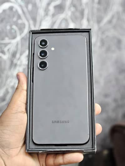 Samsung s24 FE 8/256GB official PTA