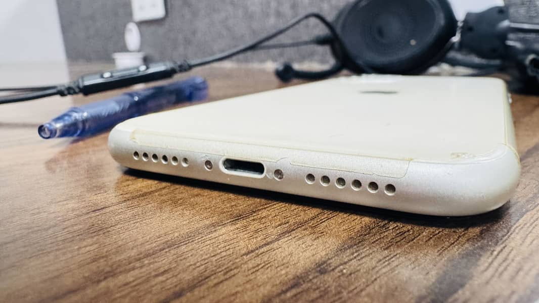 Apple iPhone 11 1