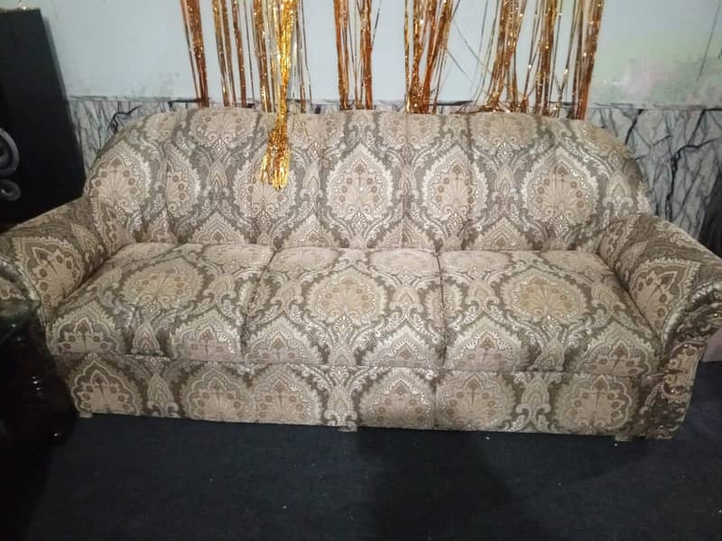5 seater 0