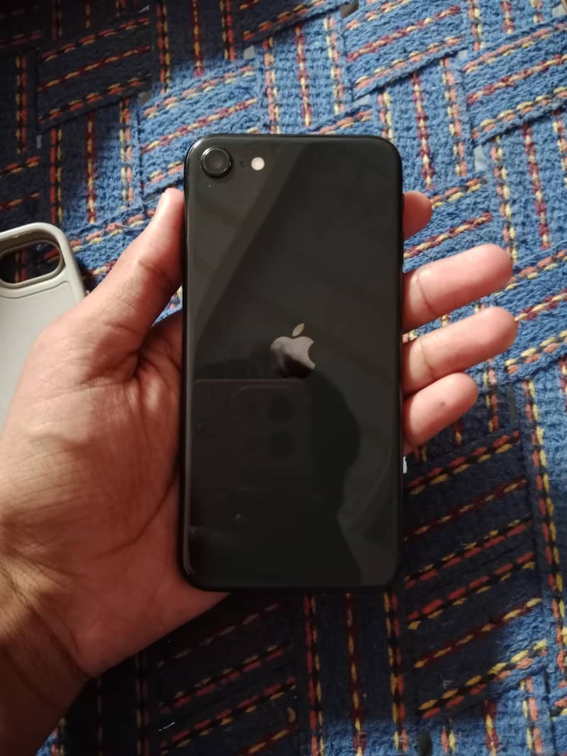 Apple iPhone SE 0
