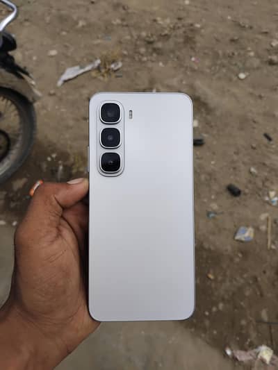 Infinix Hot 60i