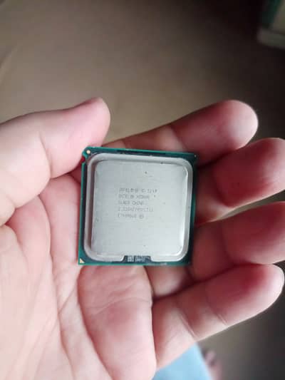 Intel Xeon Dual Core 2.33 GHZ processor