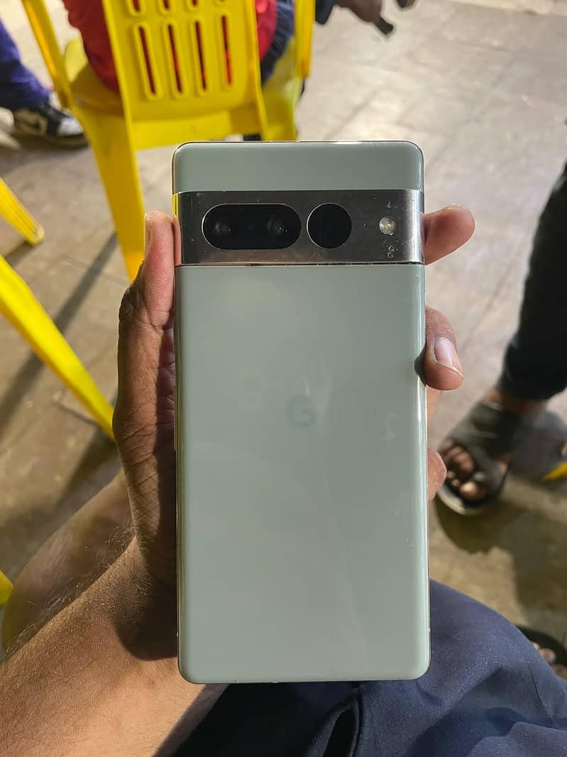 Google Pixel 7 Pro 4