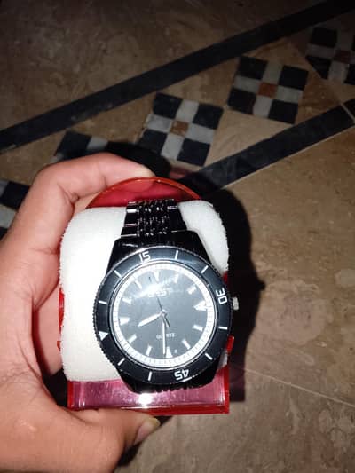 New Brand Boys Fashion Quartz Watch with Soft Strap