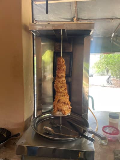 Shawarma stall with 2 burners
