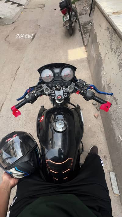 Exchangeable: Yamaha YBR 125 full modified