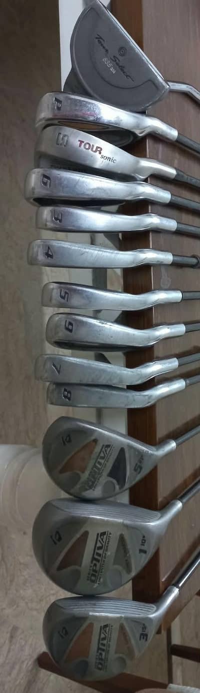 Golf Kit in a Excellent Condition