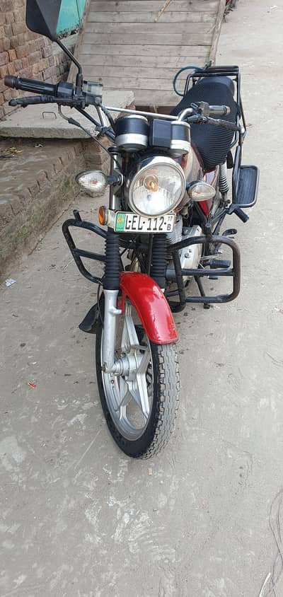 suzuki 150 gs