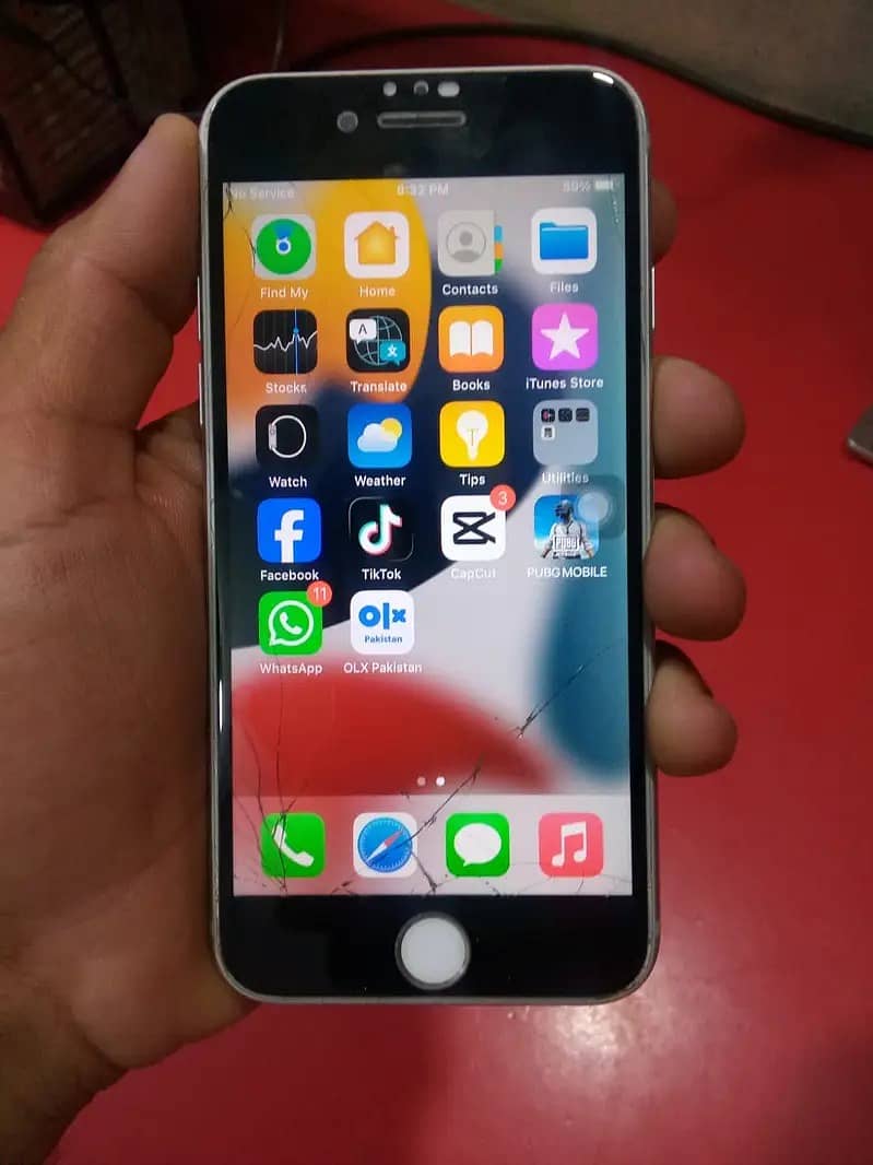 Apple iPhone 7 10
