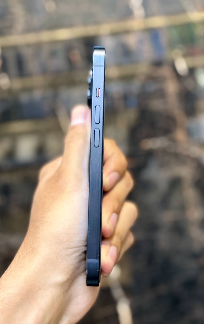 Apple iPhone 14 1
