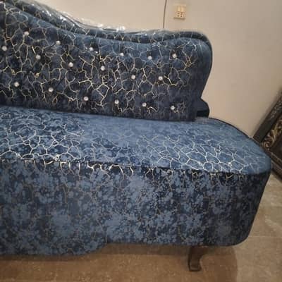 Beautiful Deewan Sofa – Wooden Sofa Set