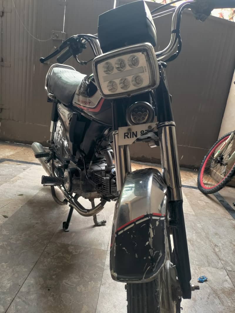 hero 70 1
