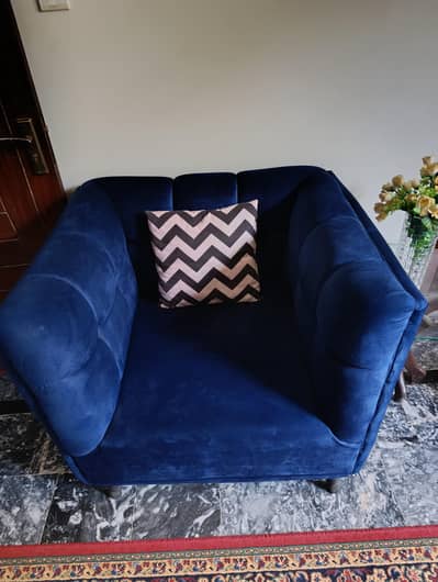 5 Seater Sofa Set for sale in good condition Soan Gardens Islamabad
