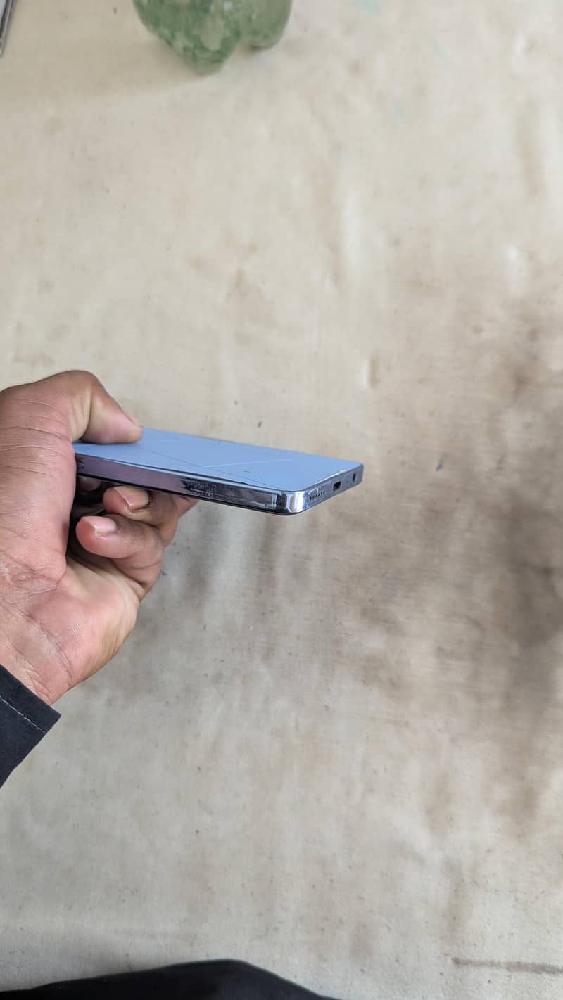Tecno CAMON 20 Pro 8