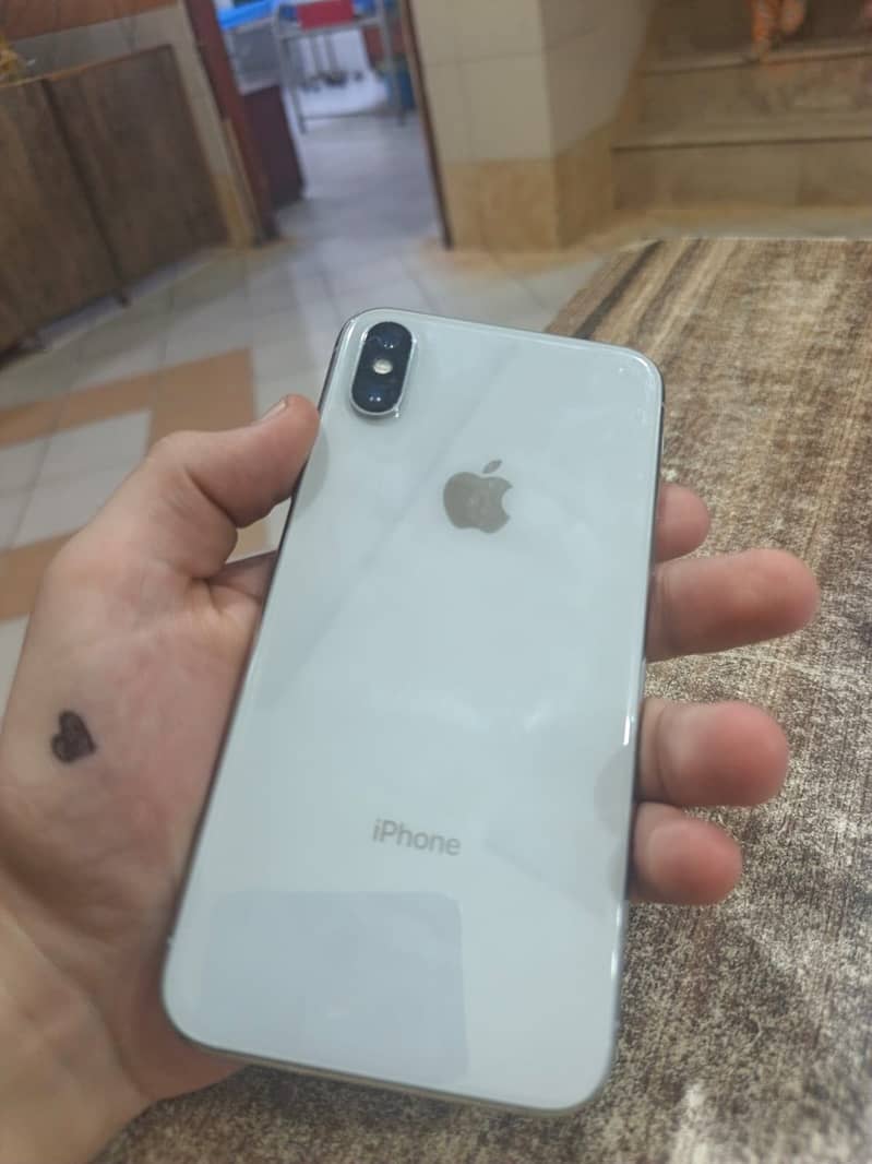 Apple iPhone X 2